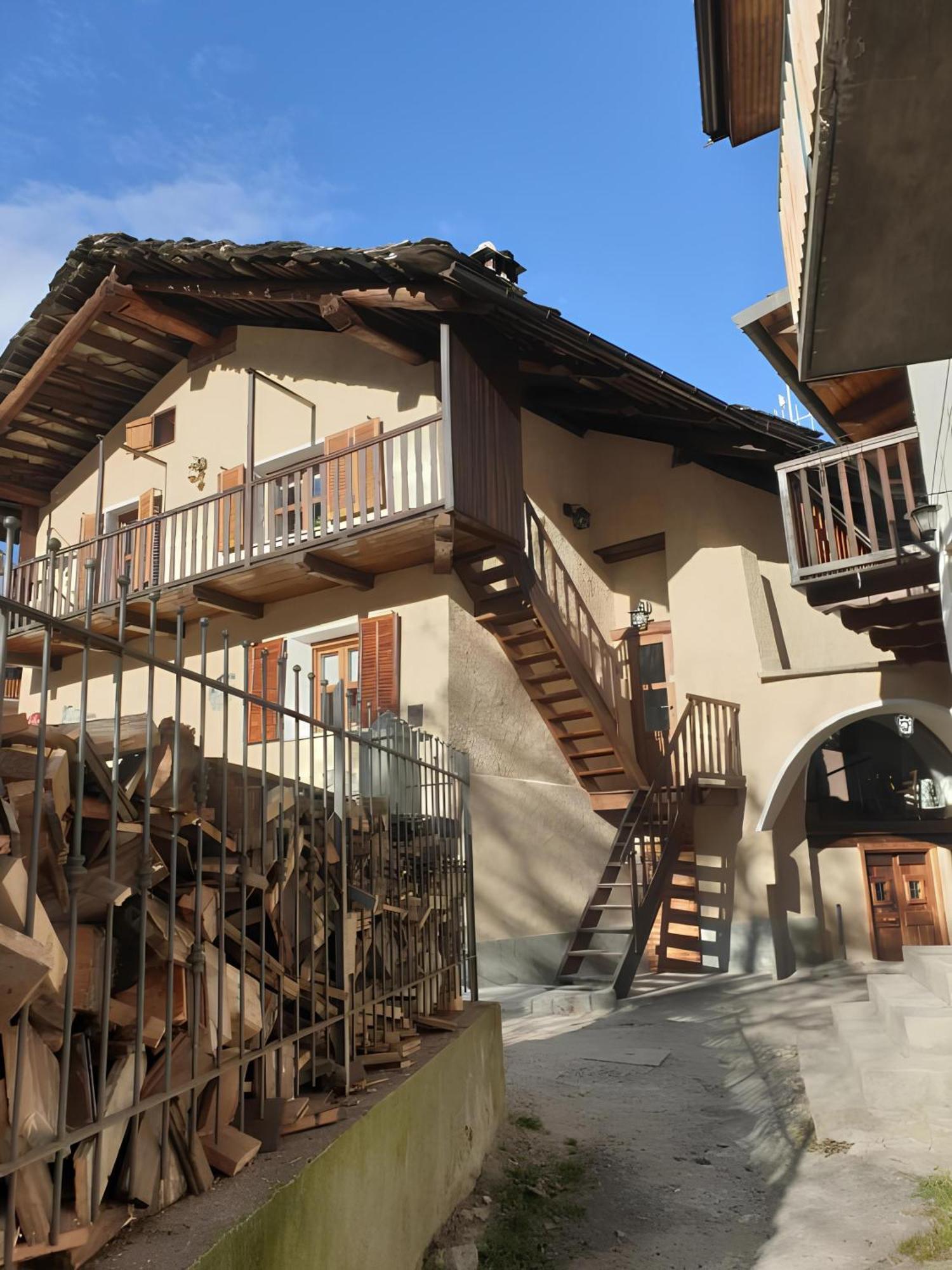 B&B Antica Casa Occitana Sampeire Bagian luar foto